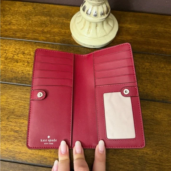 ✨NWOT - Kate Spade Madison Large Slim Bifold Wallet✨ - Picture 6 of 8